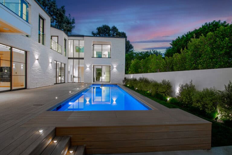 Pacific Palisades Custom Home Builder for Hillside and Bluff Lots